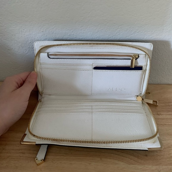 Black and White Aldo Wallet - Picture 3 of 3